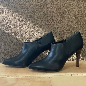 Lucky Brand Leather Low Ankle Boot-Black
